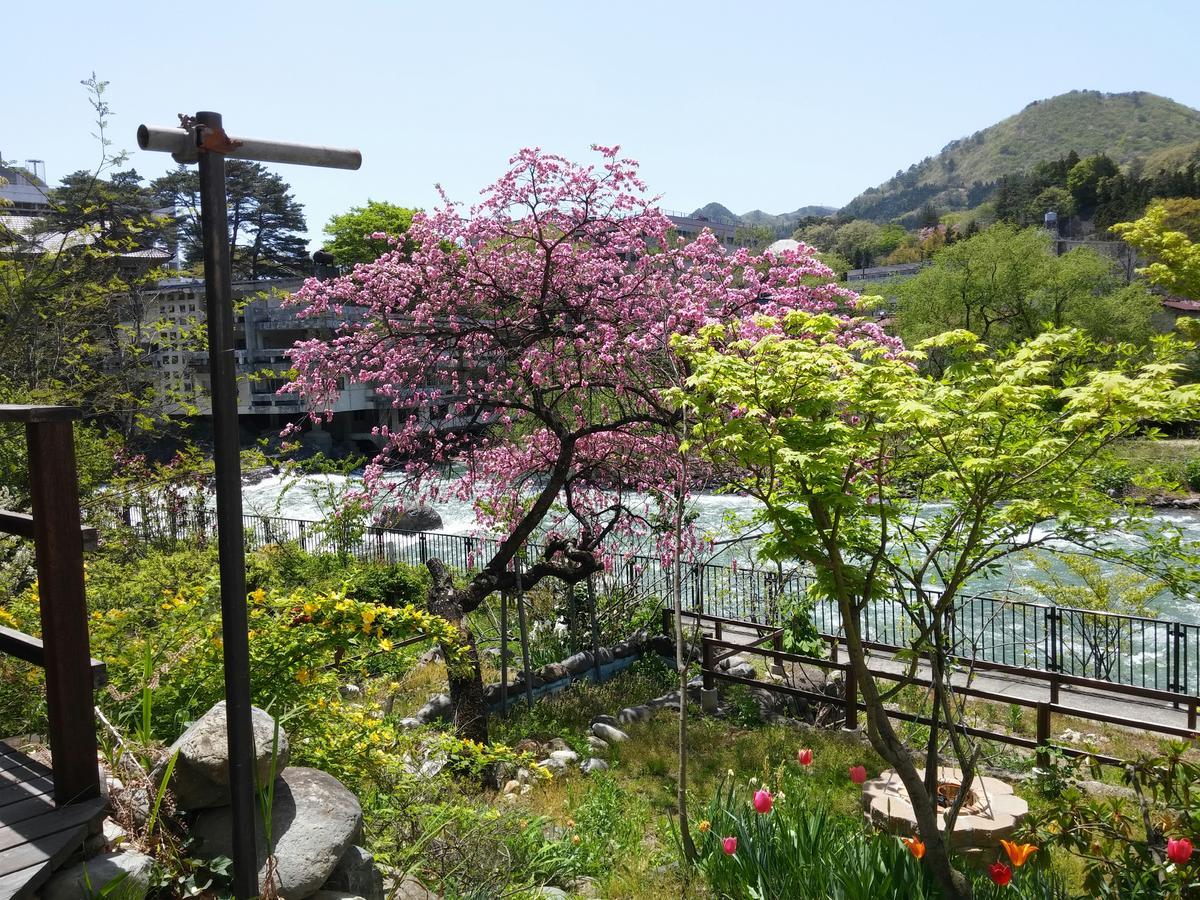 奥亚松葉屋酒店 水上町 外观 照片
