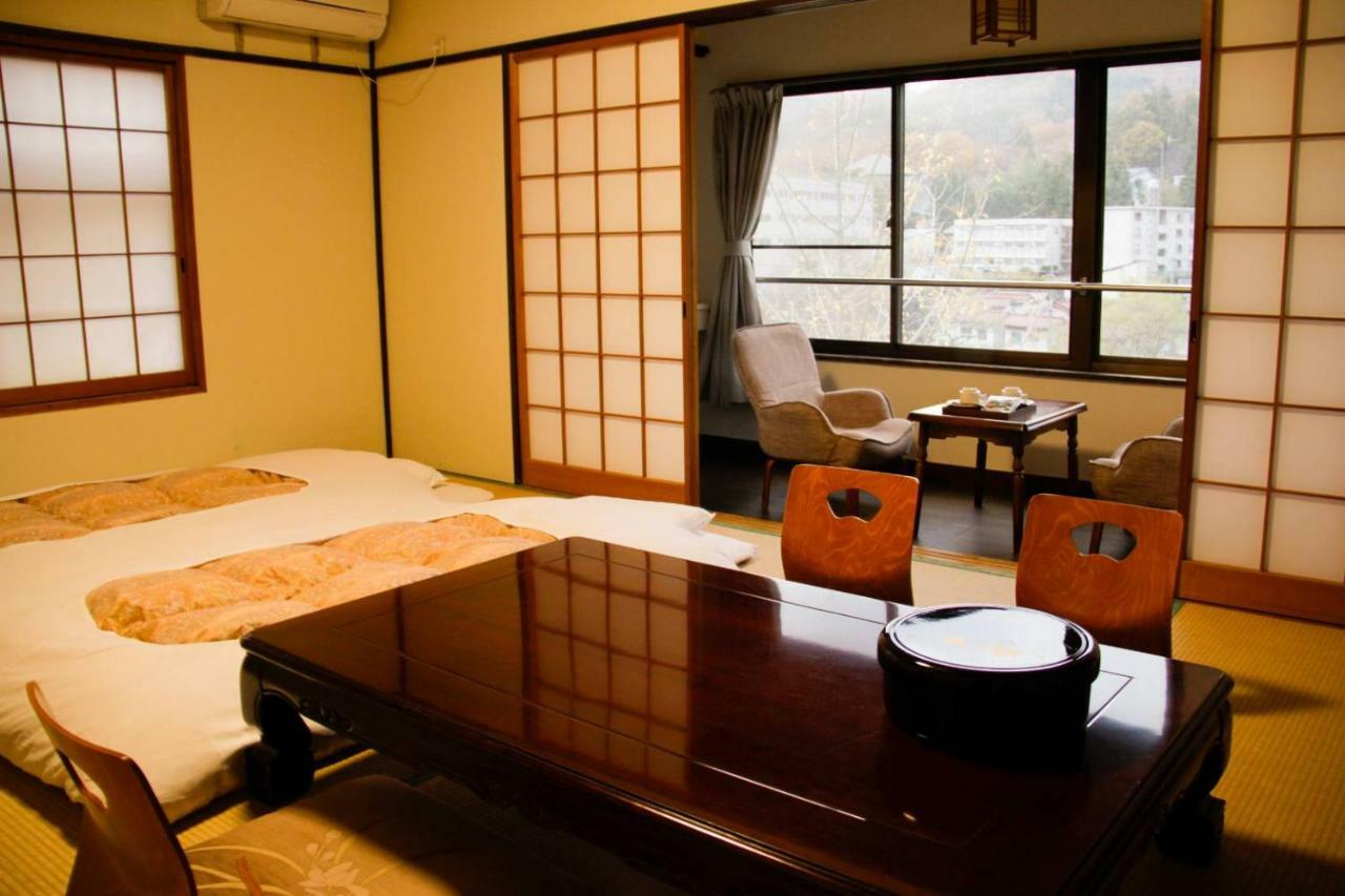 奥亚松葉屋酒店 水上町 外观 照片